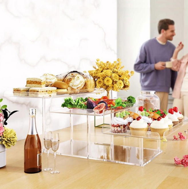 Acrylic Cake Display Stand